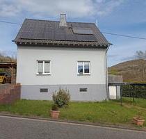 Freistehendes Einfamilienhaus mit großem Grundstück - Nonnweiler