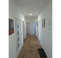 4-Zimmer-Wohnung (100 m²) Nähe Bahnhof und Galerie Sofort frei - Neumünster