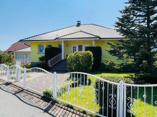 Foto - Gepflegter Bungalow in toller Wohnlage, hier bleiben keine Wünsch