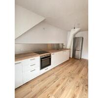 Helle 2-Zimmer-Wohnung – direkt am Marktplatz. - Nidda