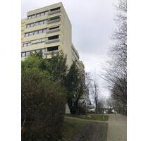 4,5-Zi.-Whg. Tamm-Hohenstange – Süd-Loggia, Aufzug, barrierefrei