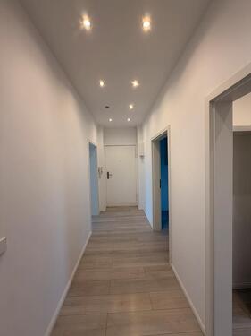 Foto - 3 Raum Wohnung in Magdeburg Einbaukücke Wanne + Dusche