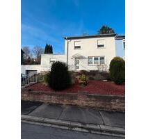 Einfamilien-Reihenendhaus, ruhige Waldrandlage in Neuweiler - Sulzbach (Saar)