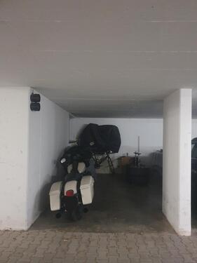 Foto - Tiefgaragenstellplatz für Motorrad & 2 Reifensätze