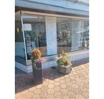 Ladengeschäft in trittau - 1.206,00&nbsp;EUR Kaltmiete, ca.&nbsp; 105,00&nbsp;m&sup2; in Trittau (PLZ: 22946)