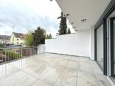 Foto - Exklusives Immobilie in begehrter Lage mit großzügiger Terrasse und Garage