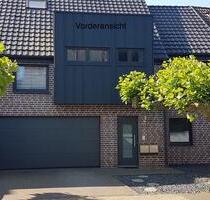 Tolle 3 Zimmerwohnung mit Terrasse, Küche und Klimaanlage - Dormagen Broich