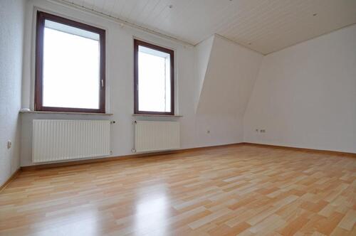 Foto - Maisonette-Wohnung mit 72 qm - 648,00 EUR Kaltmiete, ca.  72,00 m²