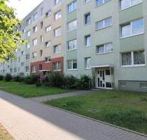 Schöne renovierte 3 Zimmerwohnung zur baldigen Anmietung verfügbar! - Schwerin Friedrichsthal