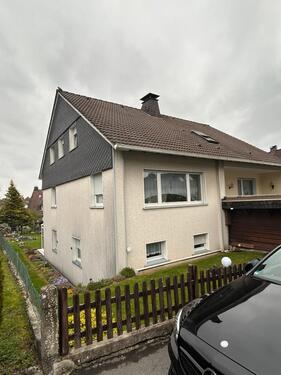 Foto - Helle 3-Zimmer Dachgeschoss Wohnung Warstein zu sofort