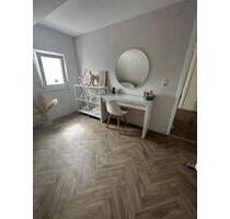 Raum zu vermieten - 300,00 EUR Kaltmiete, in Ludwigsburg (PLZ: 71634) Eglosheim