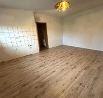 Renovierte 2-Zimmer-Wohnung, auf Resthof in Heimsen zu vermieten - Petershagen