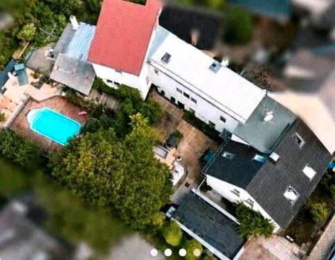 Foto - Großzügiges Haus mit Pool in Toplage**provisionsfrei**