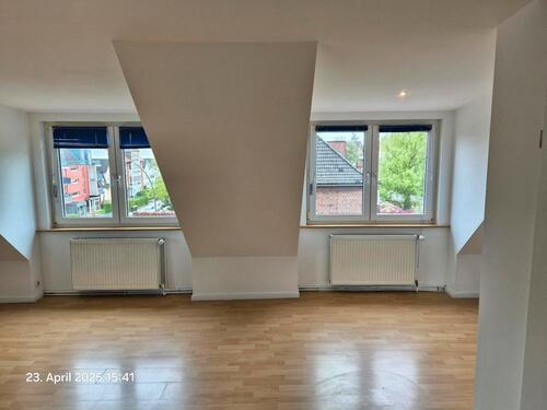 Foto - Dachgeschosswohnung in Fuhlsbüttel, Erdkampsweg