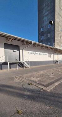 Foto - Trockene Lagerhalle mit Rolltor & Rampe – 376 m² in Brokstedt