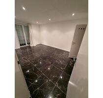 2 Zimmer Wohnung in Köln Weiden EBK Übernahme Warm 1650