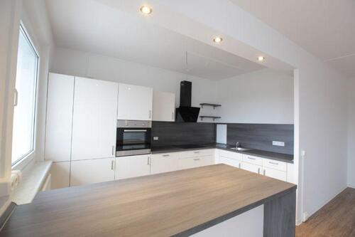 Foto - Schöne 3-Raum-Wohnung mit offener Küche!