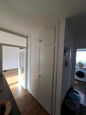 Foto - Helle 3-Zimmer-Wohnung mit Balkon & großem Kellerraum