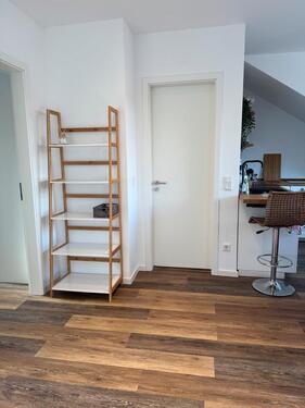 Foto - 2 Zimmer Dachgeschoßwohnung zur Miete in Köln