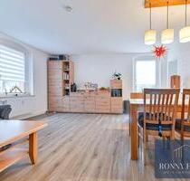 Wohnen mit Komfort: 3-Zimmer-Wohnung mit Einbauküche & Garage in Burkhardtsdorf Meinersdorf