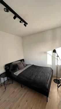Foto - Komplett möbliertes und renoviertes 1-Zimmer Studio Apartment