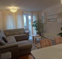 Helle, möblierte Wohnung in Taunusstein – Möbel optional