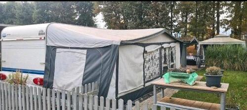 Foto - Campingplatz Hobby Wohnwagen Prestige 650 WFU Maaseik Heerenlaak