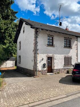 Foto - Einfamilienhaus Doppelgarage mit Potenzial