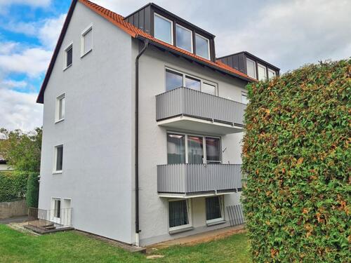 Foto - Helle 3-Zimmer-Wohnung in ruhiger, gepflegter Wohnanlage mit Garten und Terrasse