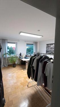 Foto - Großes Zimmer in 3er WG - 820,00 EUR Kaltmiete, ca.  22,00 m²