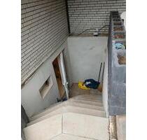 Vollmöbliertes 2 Zimmer Soudterrain Wohnung - Düsseldorf Stadtbezirk 3