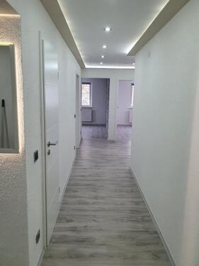 Foto - Moderne und helle 3-Zi.-Whg., zwei Balkone & EBK in Töging a.Inn