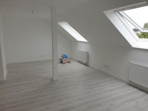 Foto - NÄHE BAHNHOFKAUFLAND,70 m2 DACHGESCHOSS WOHNUNG ZU VERMIETEN,SOFORT FREI