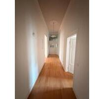 Altbauwohnung in zentraler Lage von Wiesbaden - Gaggenau Altbauwohnung in zentraler Lage von Wiesbaden - Gaggenau