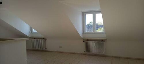 Foto - 2 Zimmer Dachgeschoßwohnung zur Miete in Denzlingen