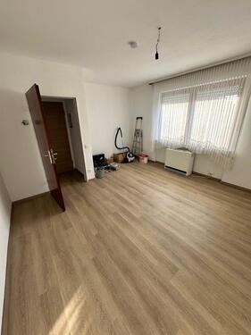 Foto - 3,5 Zimmer Wohnung zur Miete - 615,00&nbsp;EUR Kaltmiete, ca.&nbsp; 72,00&nbsp;m&sup2;