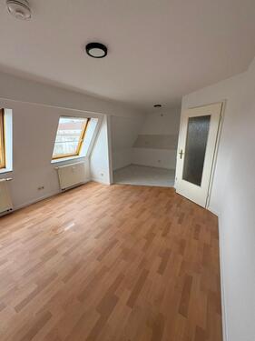 Foto - Dachgeschoßwohnung in Zwickau zur Miete