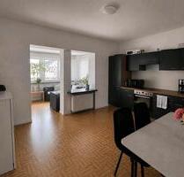 Nähe Saarlouis: 2 ZKB Wohnung mit viel Platz und Charme in Bous