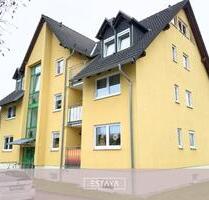 2-Zimmer-Terrassenwohnung mit hochwertiger Einbauküche und Stellplatz - Hohenstein-Ernstthal