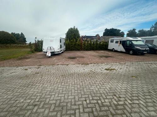 Foto - Außenstellplatz für Wohnwagen, Wohnmobile, Boote, Kfz,etc