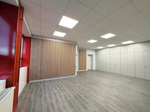 Foto - Büroräume und Lagermöglichkeiten in Langenfeld