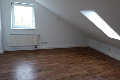 Foto - 3 Zimmer Dachgeschoßwohnung zur Miete in Dillenburg