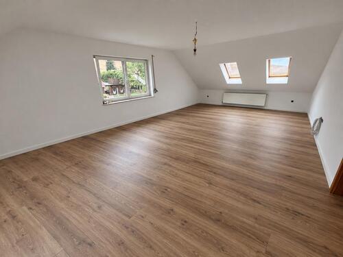 Foto - 3 Zimmer Dachgeschoßwohnung zur Miete in Uder
