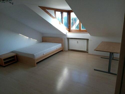 Foto - 1 WG Zimmer in möblierter 2 Zimmer WG Wohnung, 53 qm mit Küche, n