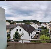 Helle 4,5-Zimmer-Wohnung in Bad Abbach - frei