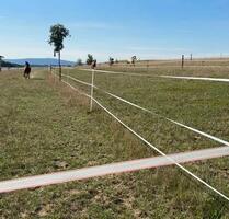 Reitanlage mit Wohnung - wo andere Urlaub machen - Röslau