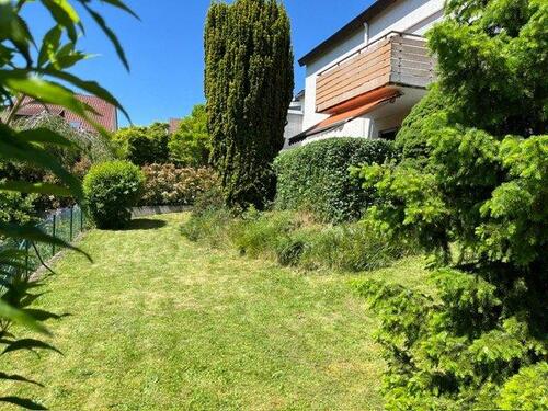 Foto - Geräumige DHH in S-Stammheim, ruhig, zentral und grün