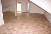 Foto - Helle 3,5 Zi.-Dachgeschosswohnung mit Terrasse und Küche
