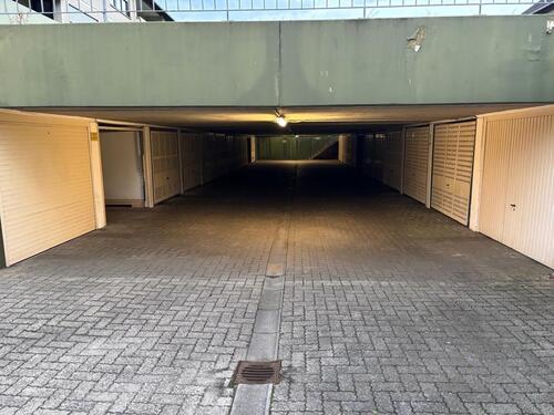 Foto - Stellplatz Tiefgarage - 80,00&nbsp;EUR Miete,
