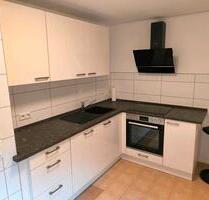 Moderne 2 Zimmer Wohnung mit Einbauküche, Aufzug und Terrasse - Bad Urach